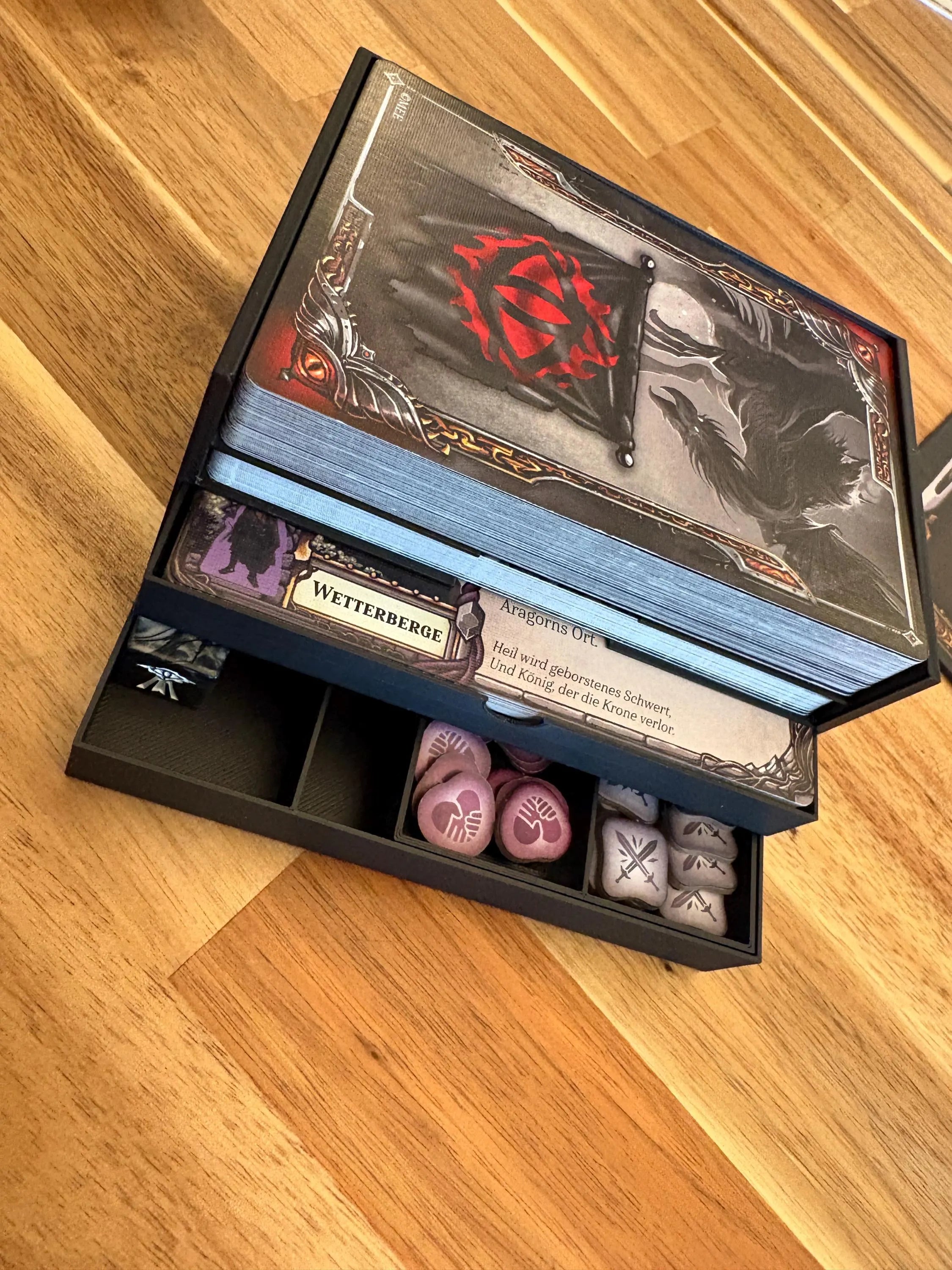 Herr der Ringe: Schicksal der Gemeinschaft Insert
